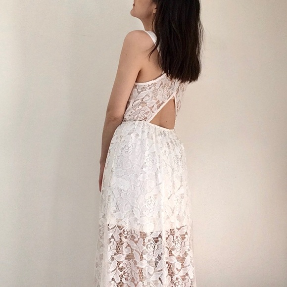 Cream lace dress - Picture 14 of 14